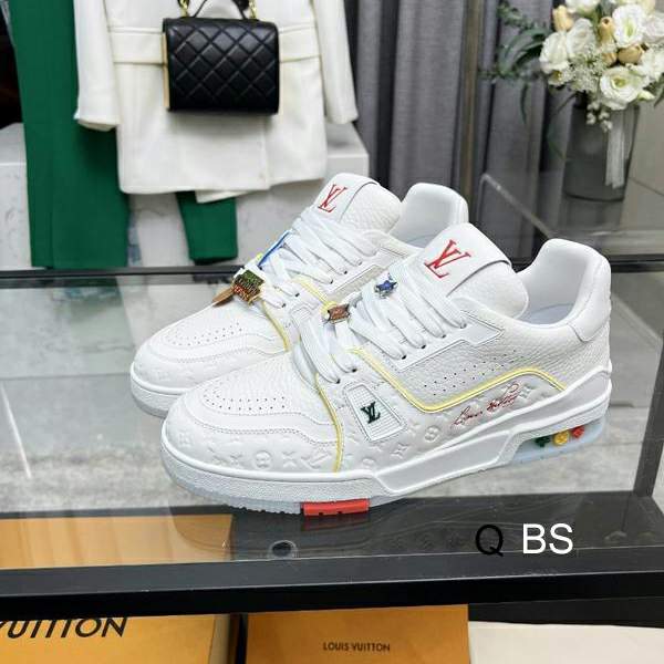 Picture of Louis Vuitton Shoes _SKULVsz35-46BS120112883